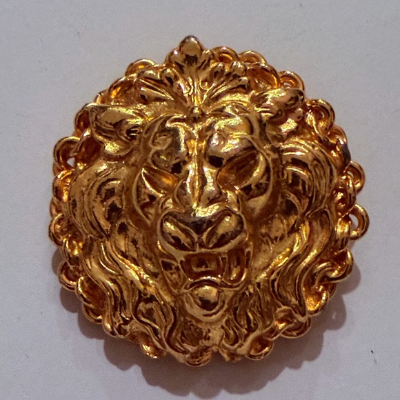 Anne Klein Jewelry - Vtg Anne Klein Gold-Tone Lion Head Brooch